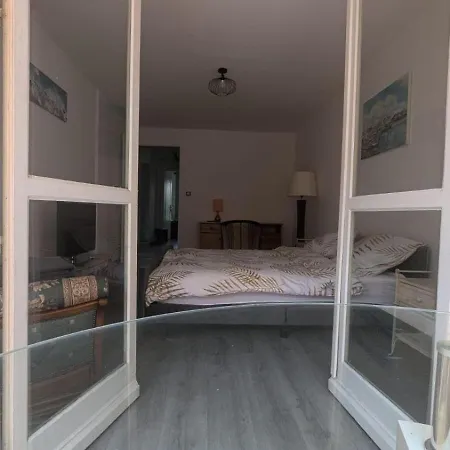 3 Pieces 2 Centre Antibes